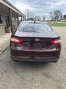 2013 Ford Fusion SE   - Photo 5 - Wintersville, OH 43953