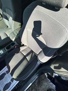 2014 Subaru Forester 2.5i Premium   - Photo 8 - Wintersville, OH 43953