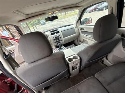 2010 Ford Escape XLT   - Photo 14 - Wintersville, OH 43953