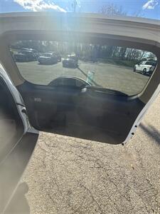 2012 Toyota RAV4   - Photo 8 - Wintersville, OH 43953