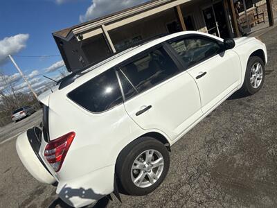 2012 Toyota RAV4   - Photo 6 - Wintersville, OH 43953