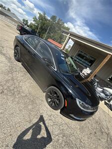 2016 Chrysler 200 Limited - Photo 2 - Wintersville, OH 43953