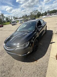 2016 Chrysler 200 Limited Sedan