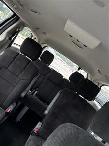 2017 Dodge Grand Caravan SE - Photo 7 - Wintersville, OH 43953