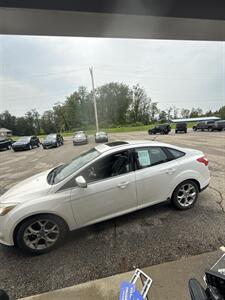 2012 Ford Focus SEL - Photo 4 - Wintersville, OH 43953
