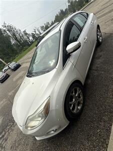 2012 Ford Focus SEL - Photo 3 - Wintersville, OH 43953
