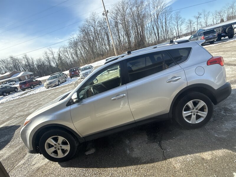 2014 Toyota RAV4 XLE's photo
