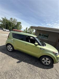 2015 Kia Soul - Photo 5 - Wintersville, OH 43953