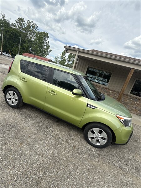 2015 Kia Soul 1.6L Base AT 5-Door's photo