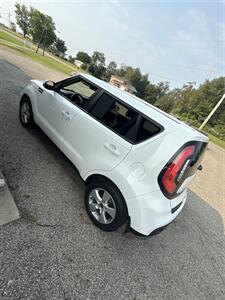 2018 Kia Soul   - Photo 6 - Wintersville, OH 43953
