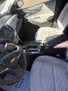 2019 Chevrolet Equinox LS   - Photo 8 - Wintersville, OH 43953