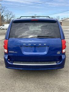 2019 Dodge Grand Caravan SXT   - Photo 4 - Wintersville, OH 43953