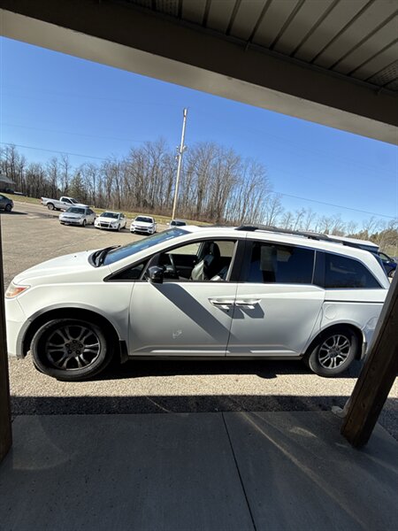 2012 Honda Odyssey EX-L   - Photo 1 - Wintersville, OH 43953