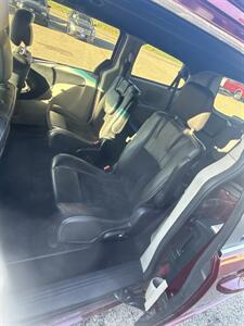 2017 Dodge Grand Caravan SXT   - Photo 6 - Wintersville, OH 43953