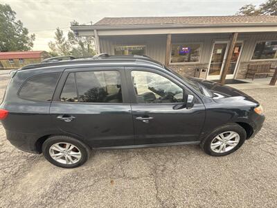 2010 Hyundai SANTA FE SE   - Photo 10 - Wintersville, OH 43953