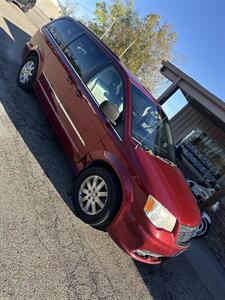 2012 Chrysler Town & Country Touring   - Photo 4 - Wintersville, OH 43953