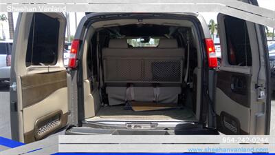 2021 GMC Savana 2500   - Photo 15 - Pompano Beach, FL 33064