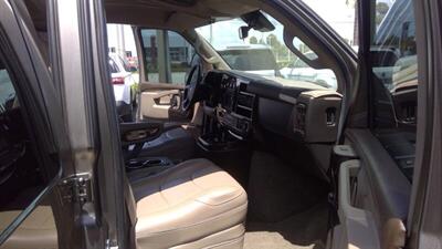 2021 GMC Savana 2500   - Photo 14 - Pompano Beach, FL 33064