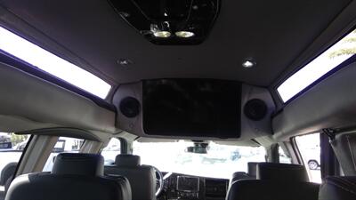 2026 GMC Savana 2500  9 PASSENGER LMT SE EXTENDED EXPLORER - Photo 7 - Pompano Beach, FL 33064
