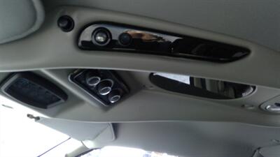 2026 GMC Savana 2500  9 PASSENGER LMT SE EXTENDED EXPLORER - Photo 14 - Pompano Beach, FL 33064