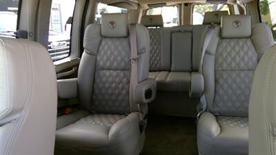 2025 GMC Savana 2500  LIMITED SE 7 PASSENGER - Photo 12 - Pompano Beach, FL 33064
