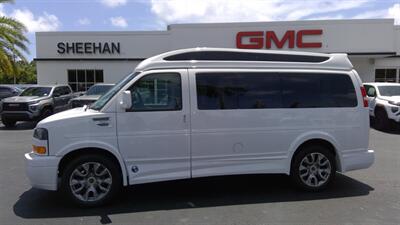 2025 GMC Savana 2500  LIMITED SE 7 PASSENGER - Photo 2 - Pompano Beach, FL 33064