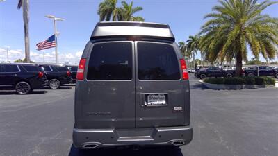 2025 GMC Savana 2500  LIMITED SE 7 PASSENGER - Photo 3 - Pompano Beach, FL 33064