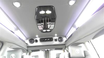 2026 GMC Savana 2500  LIMITED SE 7 PASSENGER - Photo 12 - Pompano Beach, FL 33064