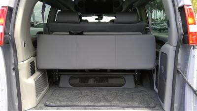 2026 GMC Savana 2500  LIMITED SE 7 PASSENGER - Photo 4 - Pompano Beach, FL 33064