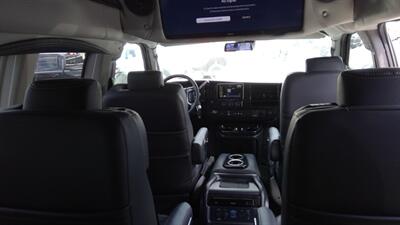 2025 GMC Savana 2500  LIMITED SE 7 PASSENGER - Photo 10 - Pompano Beach, FL 33064