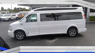 2024 GMC Savana 2500  LIMITED SE 9 PASSENGER - Photo 2 - Pompano Beach, FL 33064