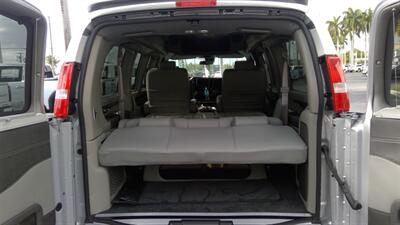 2026 GMC Savana 2500  LIMITED SE 7 PASSENGER - Photo 4 - Pompano Beach, FL 33064
