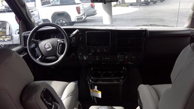 2026 GMC Savana 2500  LIMITED SE 7 PASSENGER - Photo 9 - Pompano Beach, FL 33064