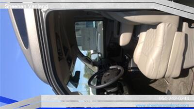 2024 GMC Savana 2500  LIMITED SE 7 PASSENGER - Photo 8 - Pompano Beach, FL 33064