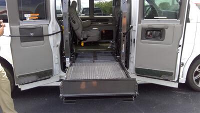 2017 GMC Savana 2500  EXTENDED EXPLORER LMT SE VAN NEW BRAUN WHEEL CHAIR LIFT - Photo 6 - Pompano Beach, FL 33064