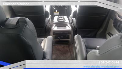 2024 GMC Savana 2500  LMT/SE 9 PASSENGER VAN - Photo 8 - Pompano Beach, FL 33064