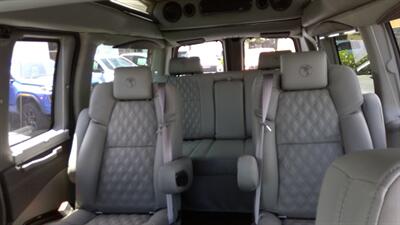 2025 GMC Savana 2500  LIMITED SE 7 PASSENGER - Photo 11 - Pompano Beach, FL 33064