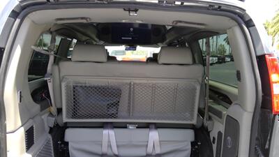 2025 GMC Savana 2500  LIMITED SE 7 PASSENGER - Photo 4 - Pompano Beach, FL 33064