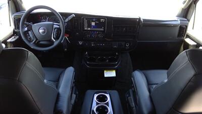 2025 GMC Savana 2500  LIMITED SE EXTENDED 9 PASSENGER - Photo 10 - Pompano Beach, FL 33064