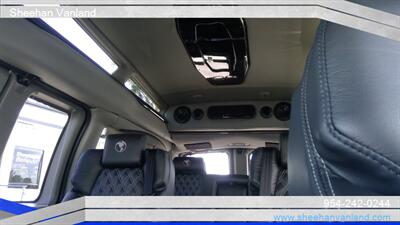 2024 GMC Savana 2500  LIMITED SE 7 PASSENGER - Photo 10 - Pompano Beach, FL 33064