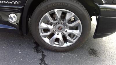 2024 GMC Savana 2500  7 PASSENGER EXPLORER LMT SE - Photo 12 - Pompano Beach, FL 33064