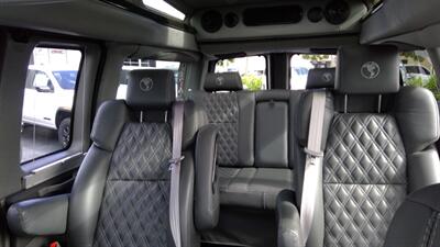 2024 GMC Savana 2500  7 PASSENGER EXPLORER LMT SE - Photo 14 - Pompano Beach, FL 33064