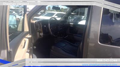 2023 GMC Savana 2500  LIMITED 7 PASSENGER - Photo 12 - Pompano Beach, FL 33064