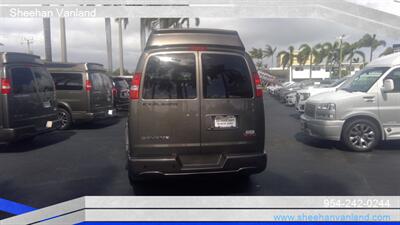 2023 GMC Savana 2500  LIMITED 7 PASSENGER - Photo 4 - Pompano Beach, FL 33064