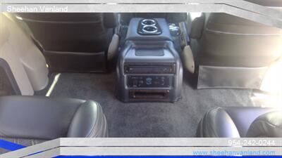 2023 GMC Savana 2500  LIMITED 7 PASSENGER - Photo 8 - Pompano Beach, FL 33064