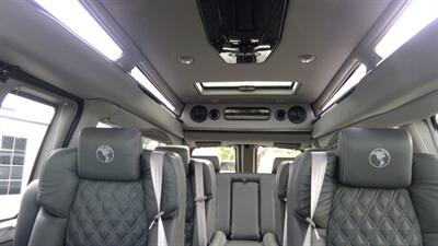 2025 GMC Savana 2500  9 PASSENGER LMT SE EXTENDED EXPLORER - Photo 11 - Pompano Beach, FL 33064