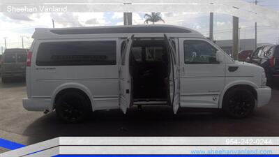 2024 GMC Savana 2500  LMT/SE 9 PASSENGER VAN - Photo 4 - Pompano Beach, FL 33064