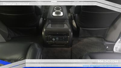 2024 GMC Savana 2500  LMT/SE 9 PASSENGER VAN - Photo 8 - Pompano Beach, FL 33064