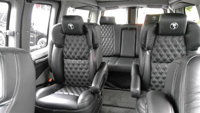 2025 GMC Savana 2500  LMT SE 7 PASSENGER - Photo 11 - Pompano Beach, FL 33064