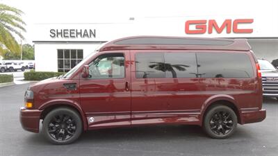 2025 GMC Savana 2500  LMT SE 7 PASSENGER - Photo 2 - Pompano Beach, FL 33064